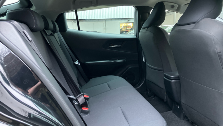 Toyota Prius 2.0 PHEV Design 5dr CVT Hatchback